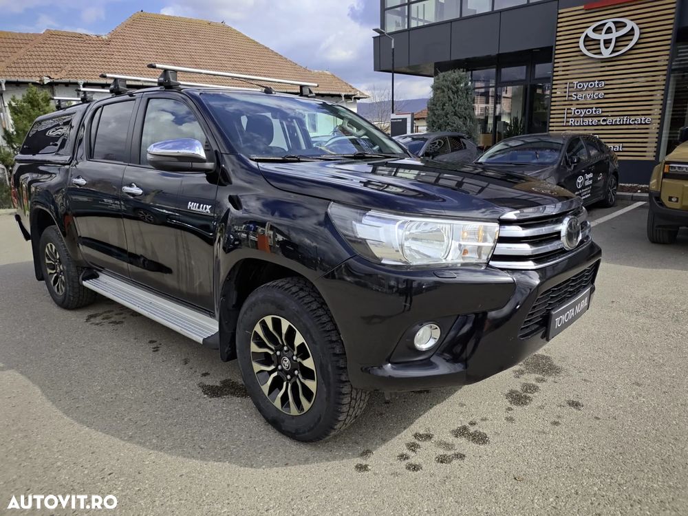 Toyota Hilux 4x4 Double Cab M/T Style - 2
