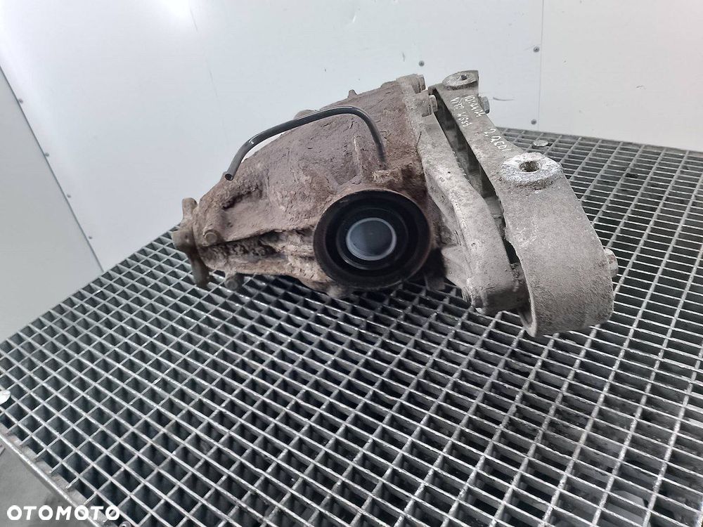 DYFERENCJAŁ TYŁ MERCEDES-BENZ VITO W639  2.2 111 CDI - 4