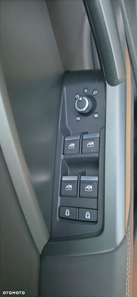 Audi Q3 - 18