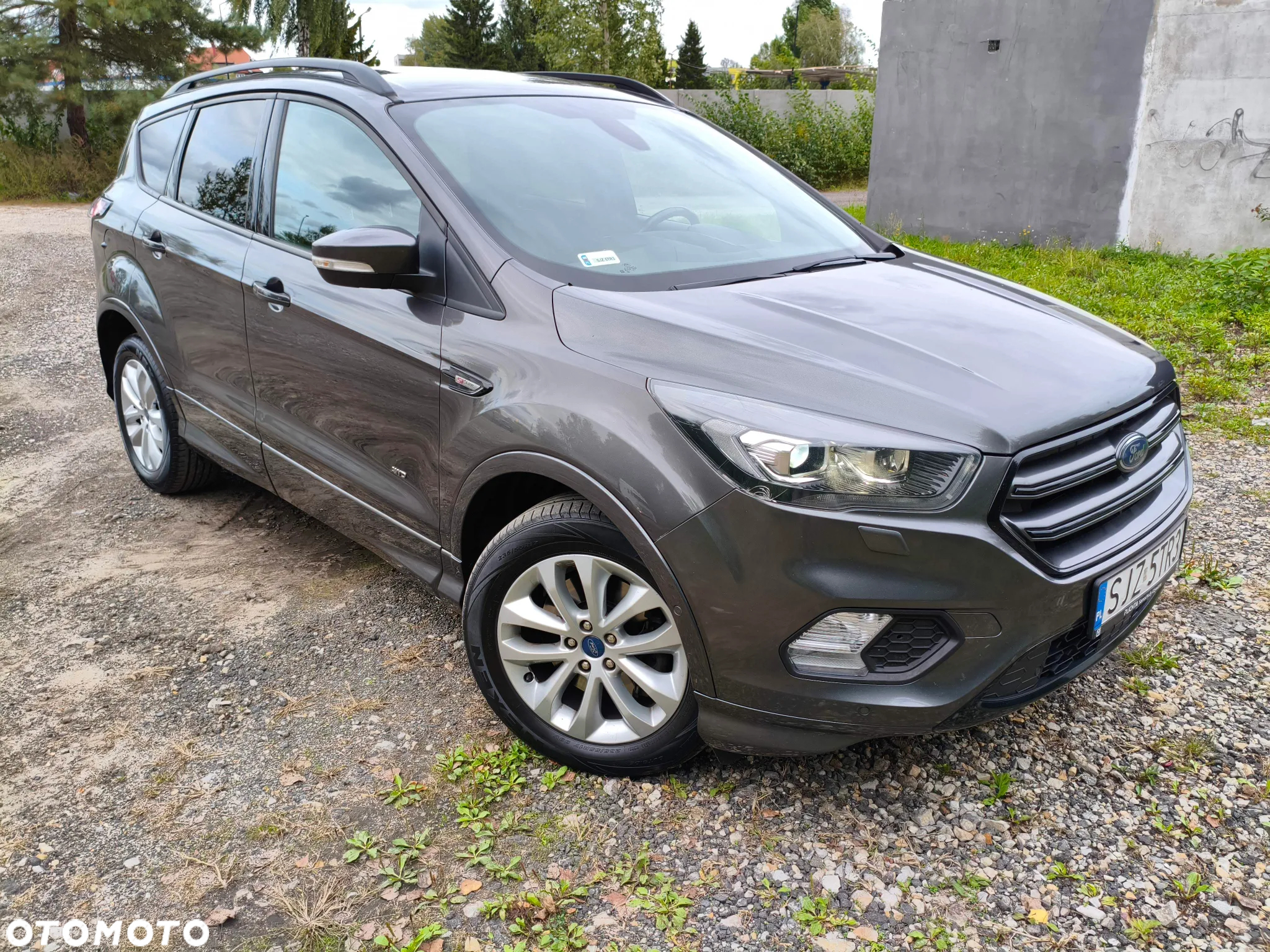 Ford Kuga 2.0 TDCi AWD ST-Line - 4