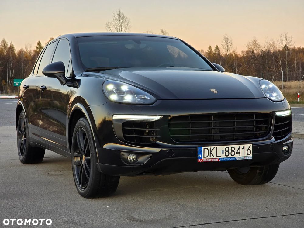 Porsche Cayenne - 4