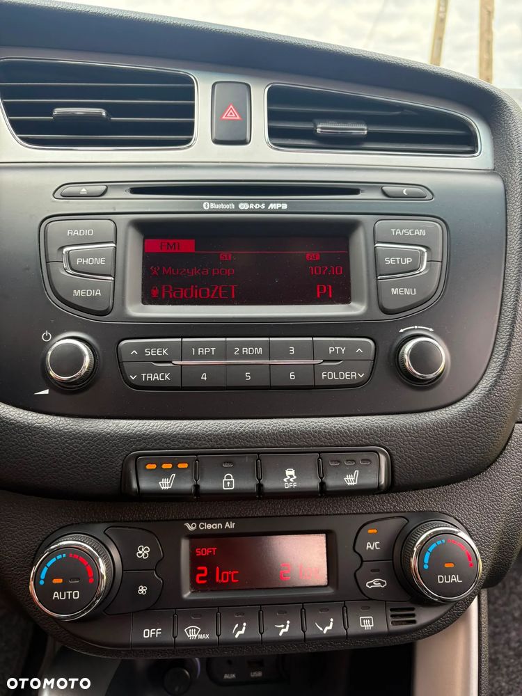 Kia Ceed 1.6 CRDi 128 Vision - 18