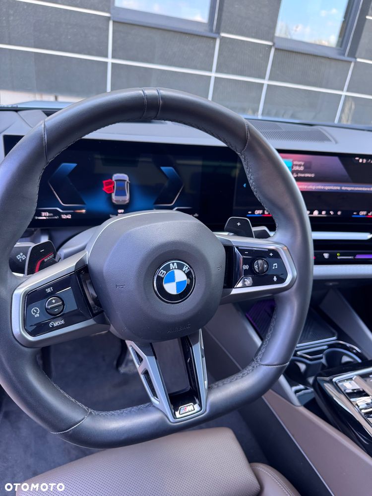 BMW Seria 5 520d xDrive mHEV - 11