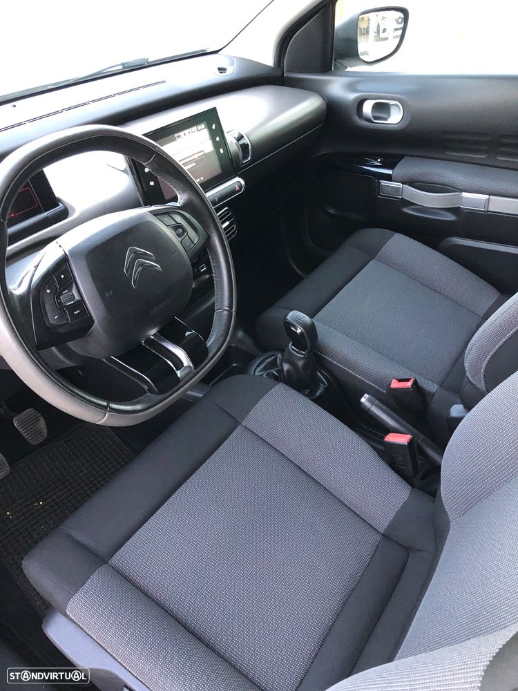 Citroën C4 Cactus 1.6 BlueHDi Feel J17 - 26