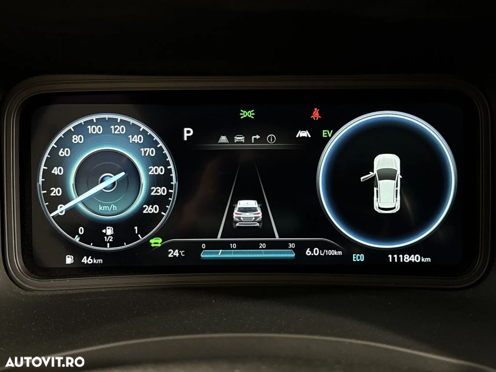 Hyundai KONA - 11