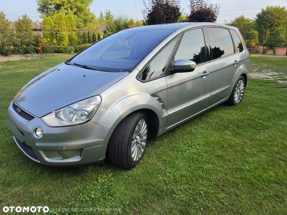 Ford S-Max - 10