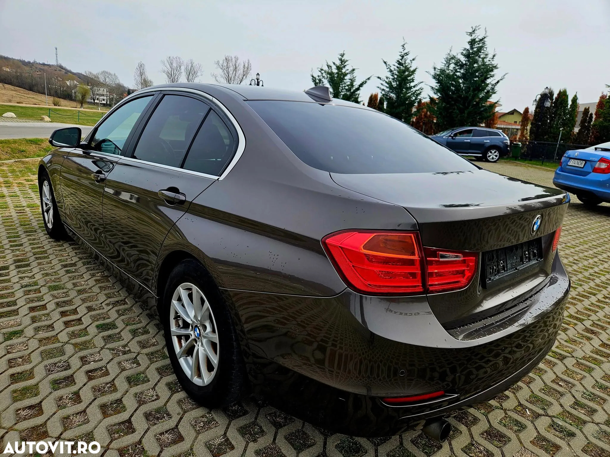 BMW Seria 3 320d Efficient Dynamic Edition - 4