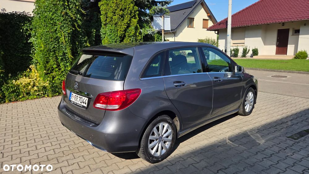Mercedes-Benz Klasa B 180 (BlueEFFICIENCY) 7G-DCT - 6