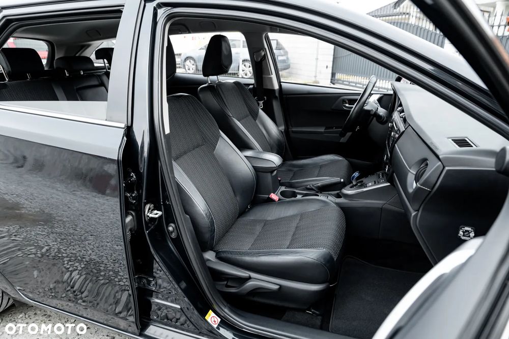 Toyota Auris - 26
