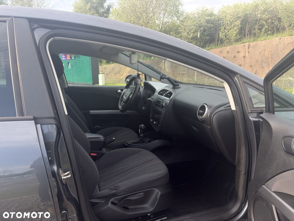 Seat Leon 1.6 TDI DPF Style Copa - 8