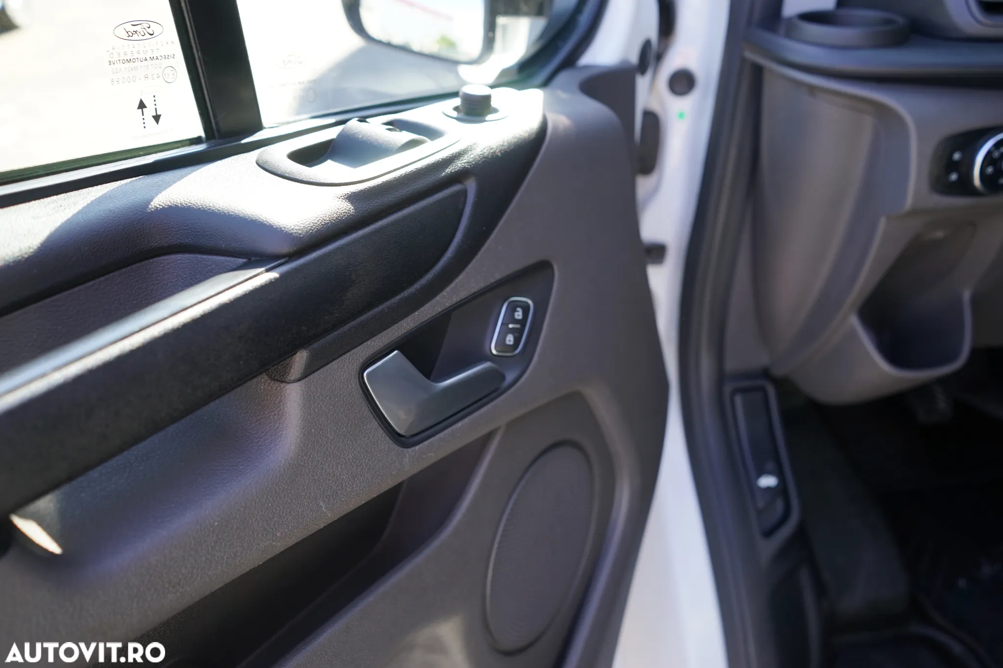 Ford TRANSIT - 13
