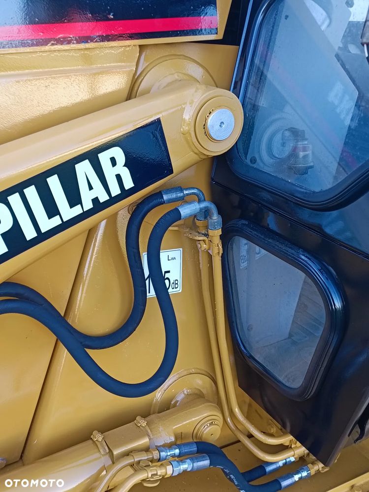 Caterpillar 428 B - 6