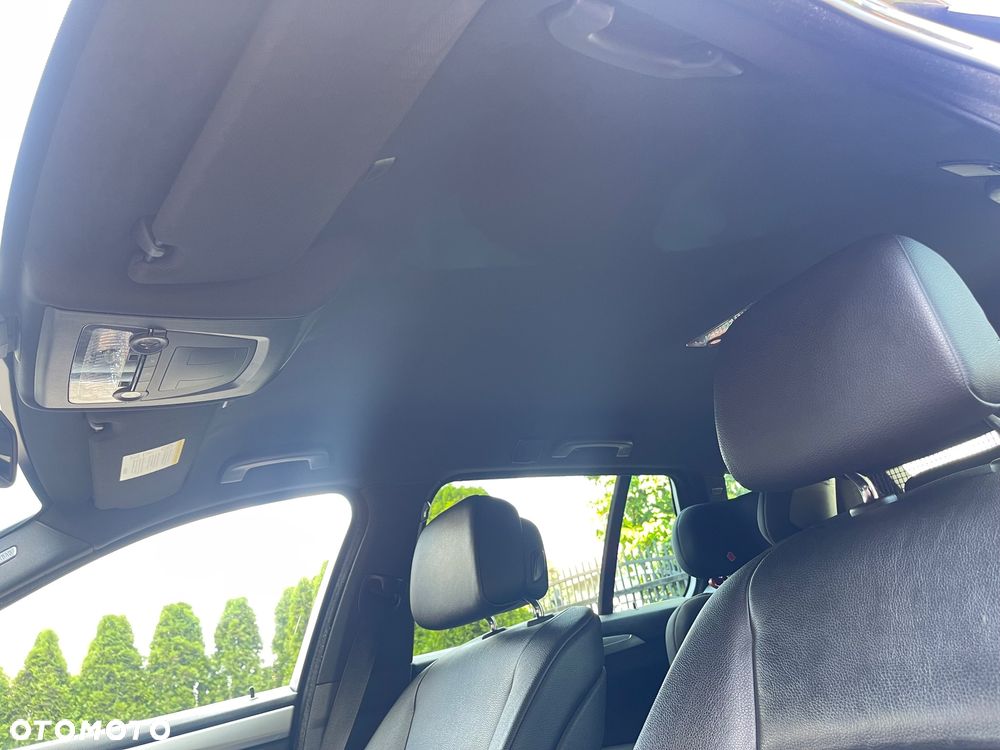 BMW Seria 5 520d Touring Modern Line - 12
