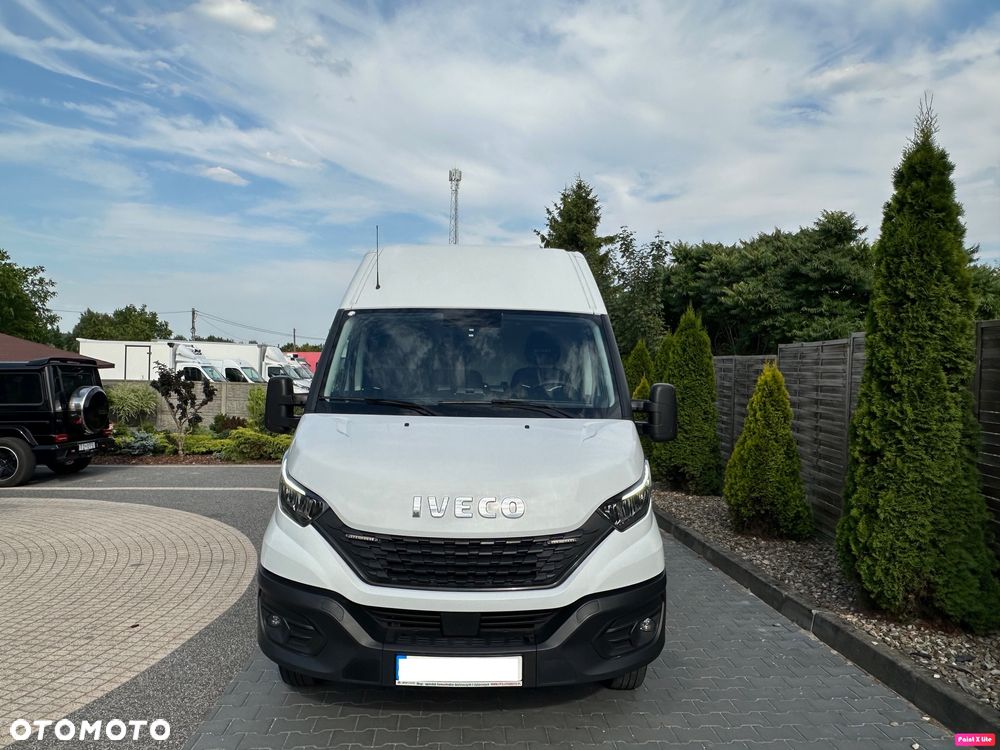 Iveco Daily 35C18 3.0 HPI 2020 r. Furgon , Bliźniak , Maxi , Max - 2