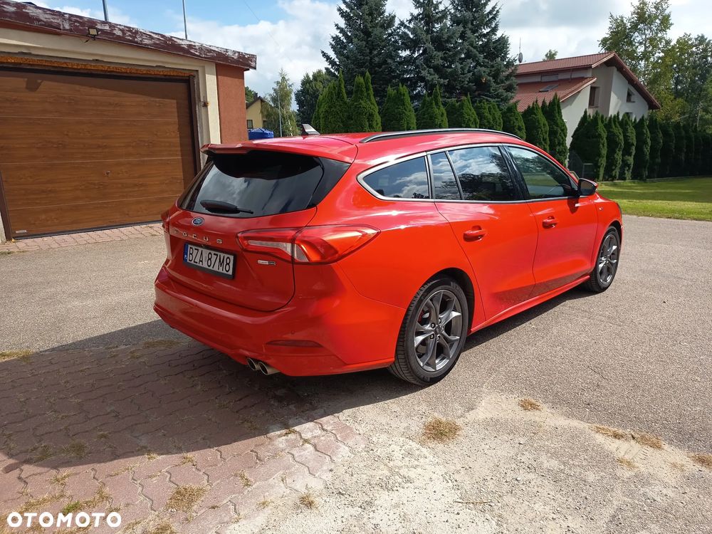 Ford Focus 1.0 EcoBoost mHEV ST-Line - 4