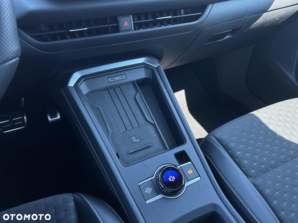 Volkswagen T-Roc - 28