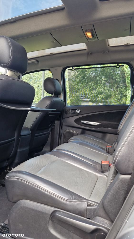 Ford Galaxy 2.0 TDCi Ghia - 10