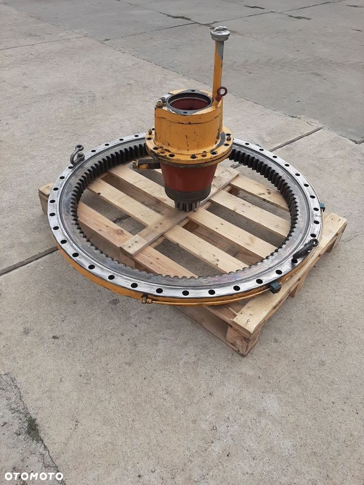 Reduktor obrotu sat 225/220, wieniec komplet do koparki LIEBHERR 904B