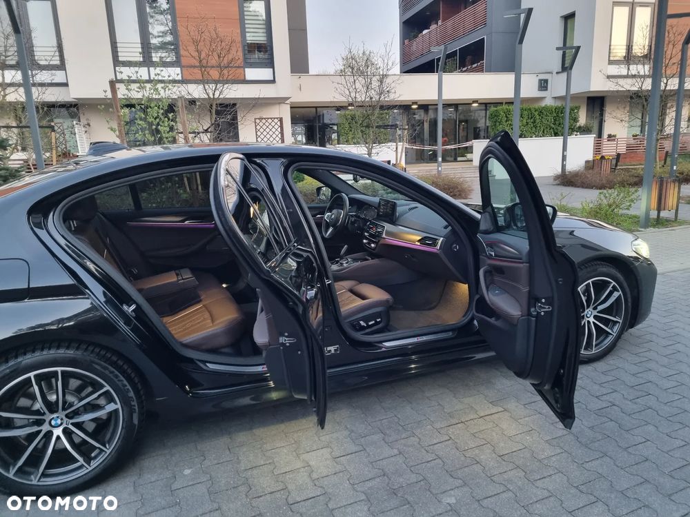 BMW Seria 5 530i xDrive mHEV M Sport sport - 7