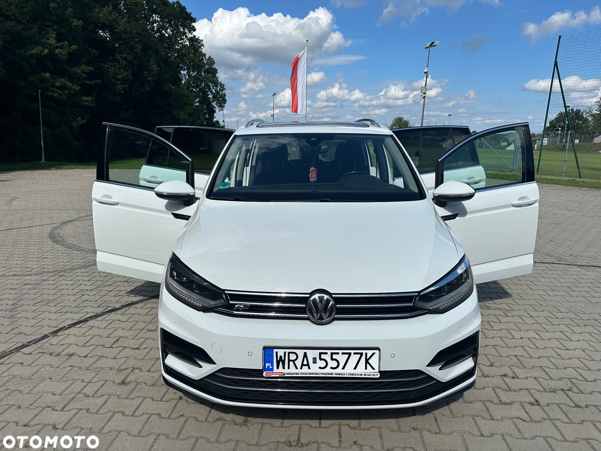Volkswagen Touran 2.0 TDI SCR DSG Highline - 11