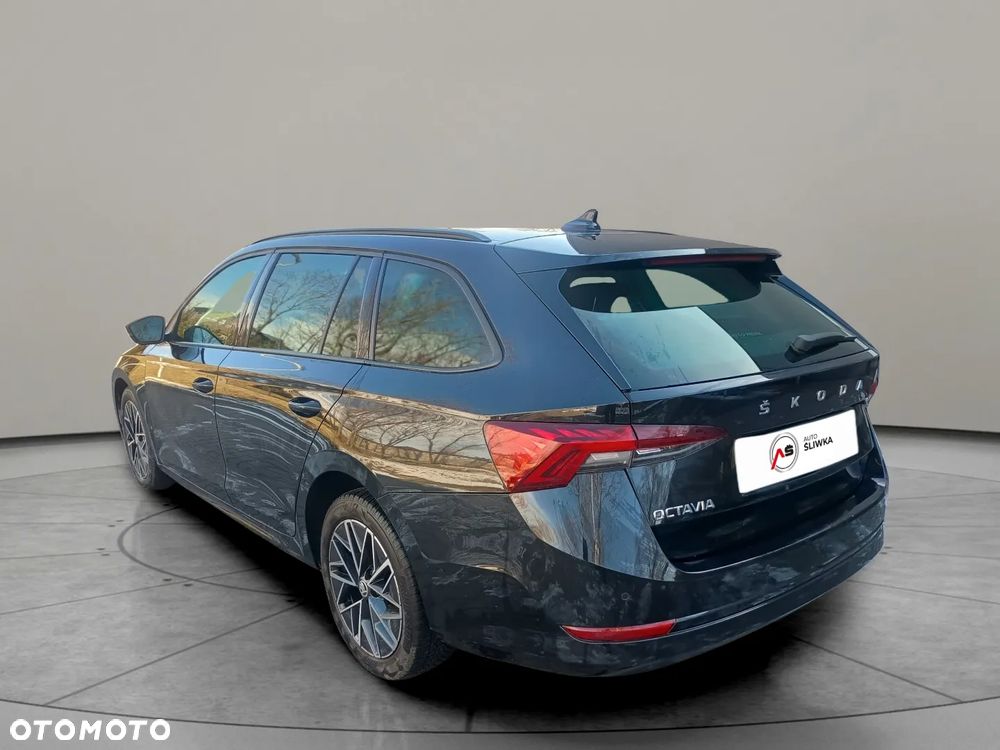 Skoda Octavia - 6
