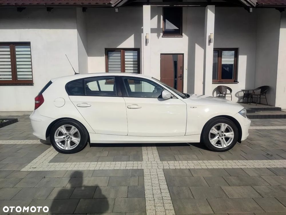 BMW Seria 1 116d - 14