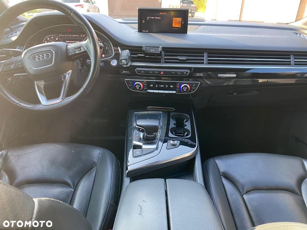 Audi Q7 - 24