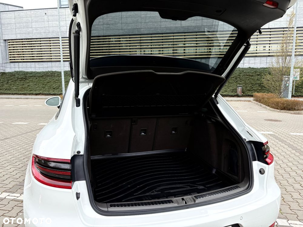 Porsche Macan - 15