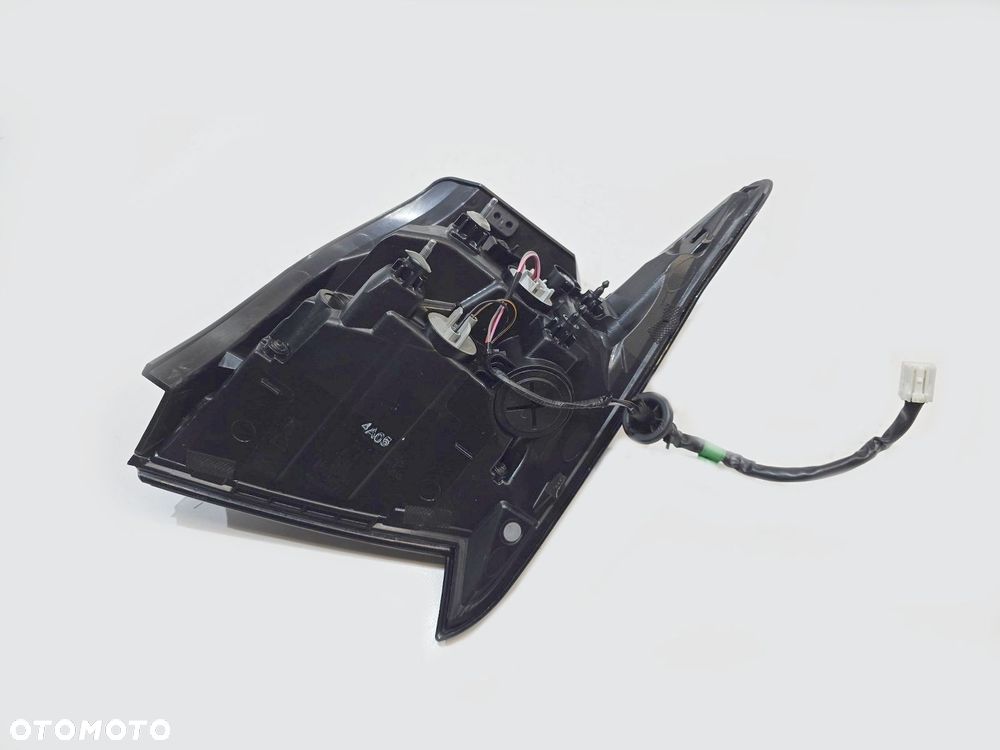 lampa tył lewy lewa hyundai elantra vii 7 20r sedan 92401aa200 - 4