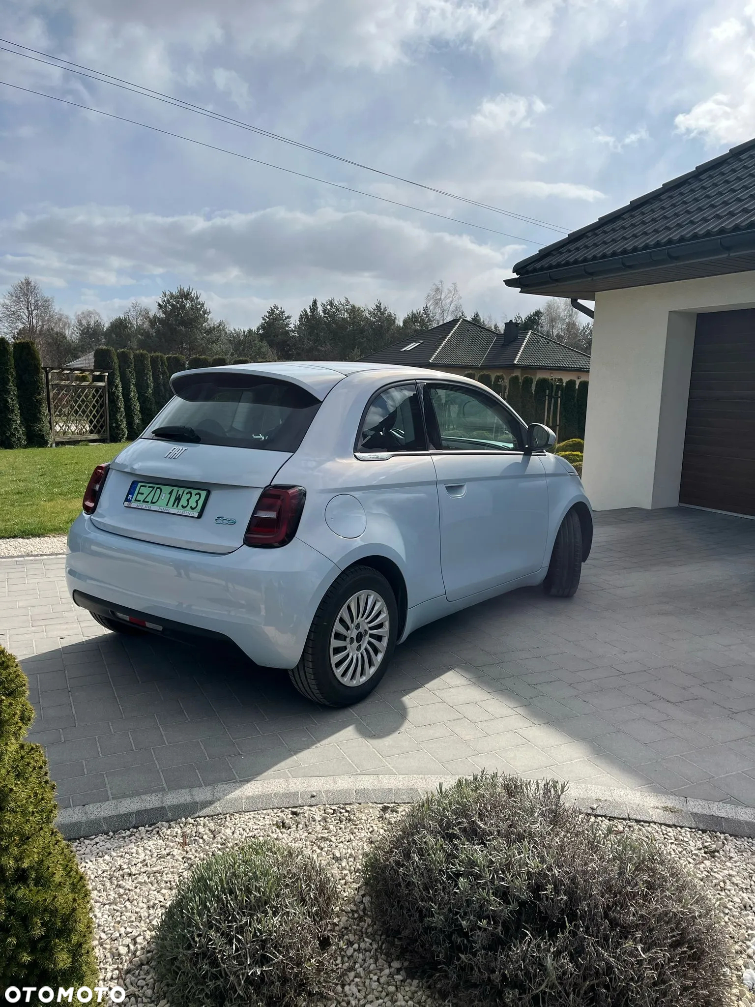 Fiat 500e 23,8kWh C Blue Edition - 4