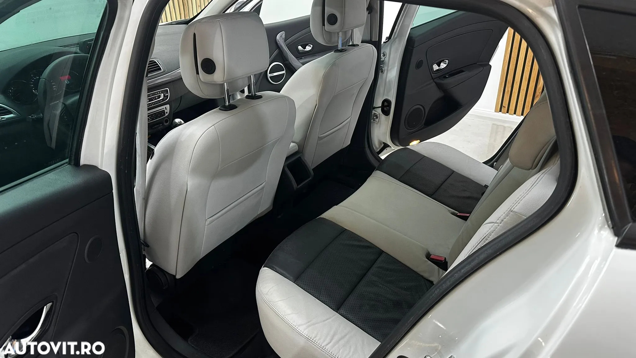 Renault Megane 1.5 dCi Dynamique - 8