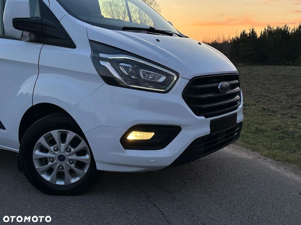Ford Transit Custom - 13