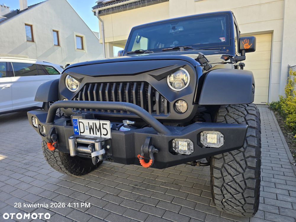 Jeep Wrangler - 21
