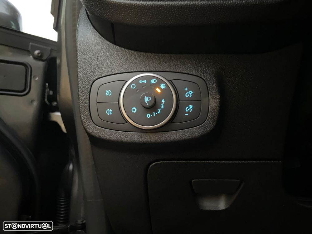 Ford Fiesta 1.0 EcoBoost S&S ST-LINE - 15