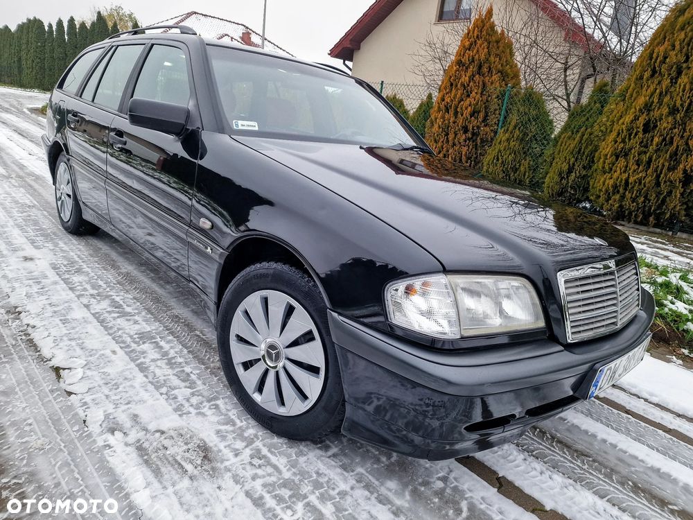 Mercedes-Benz Klasa C 180 T Esprit - 3