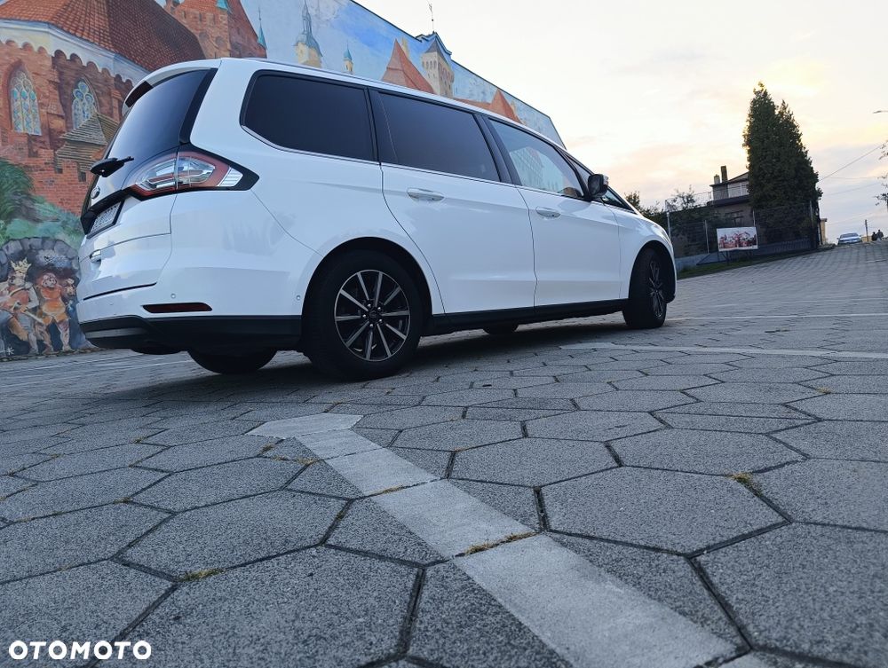 Ford Galaxy - 3