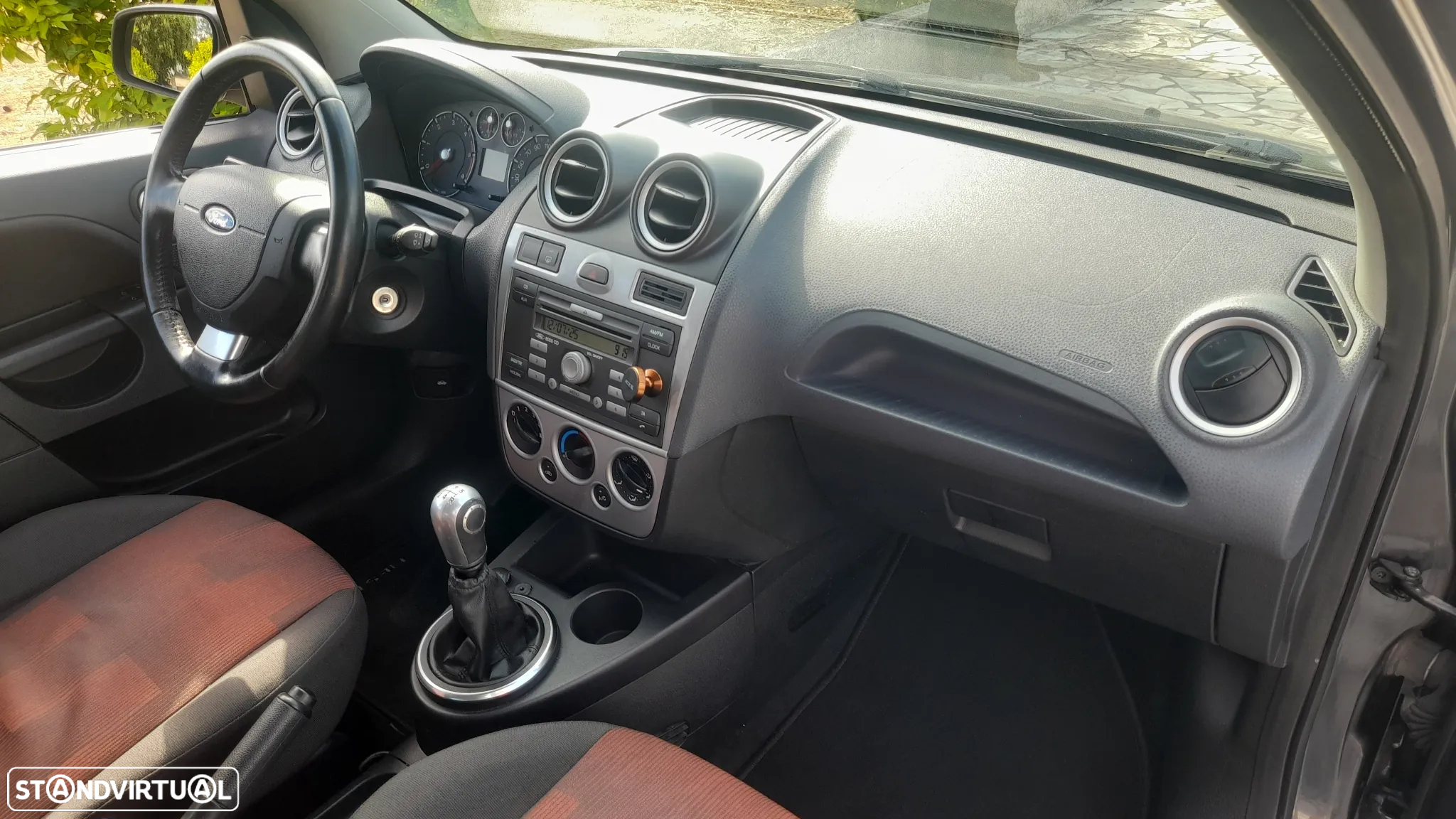 Ford Fiesta 1.4 TDCi Trend - 42