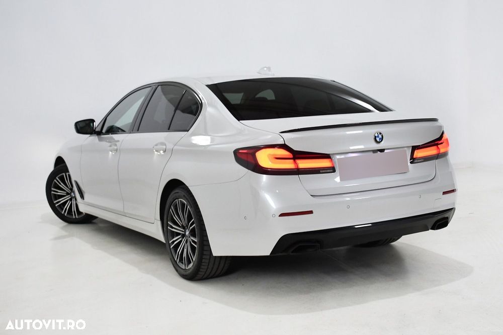 BMW Seria 5 520d xDrive Aut. Luxury Line - 4