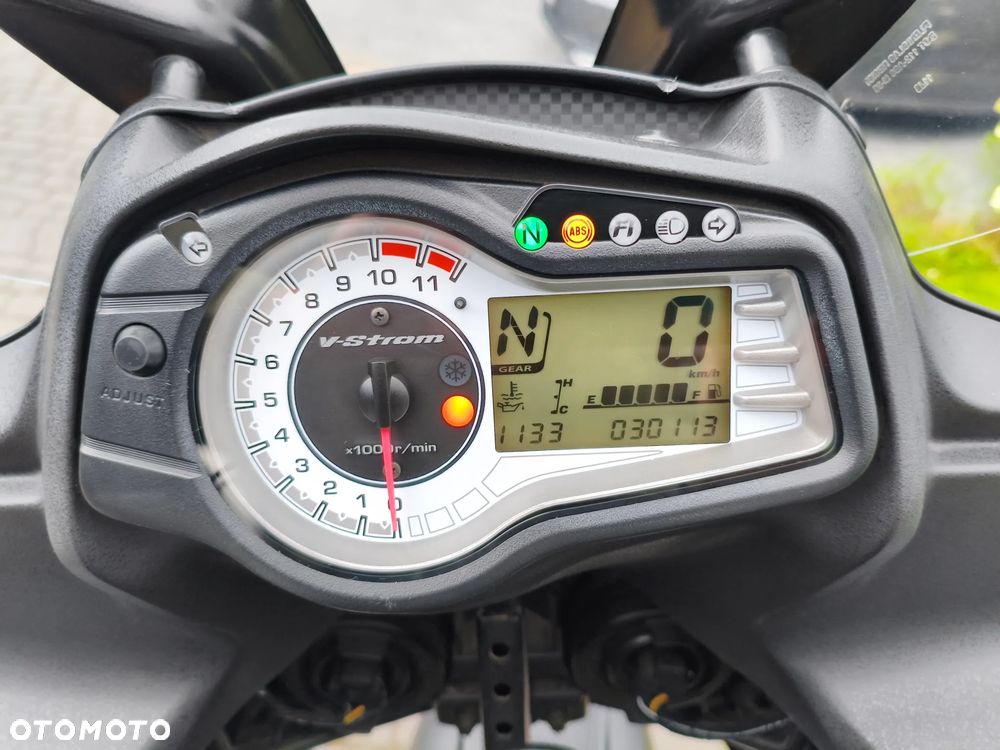 Suzuki V-STROM - 21