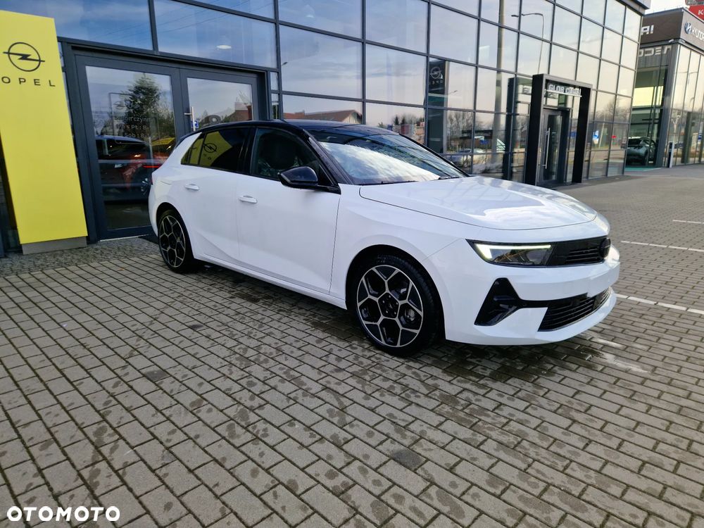 Opel Astra 1.2 T GS Line S&S - 11