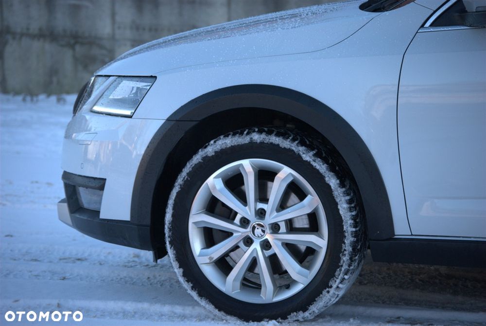 Skoda Octavia 1.8 TSI 4x4 DSG Scout - 7