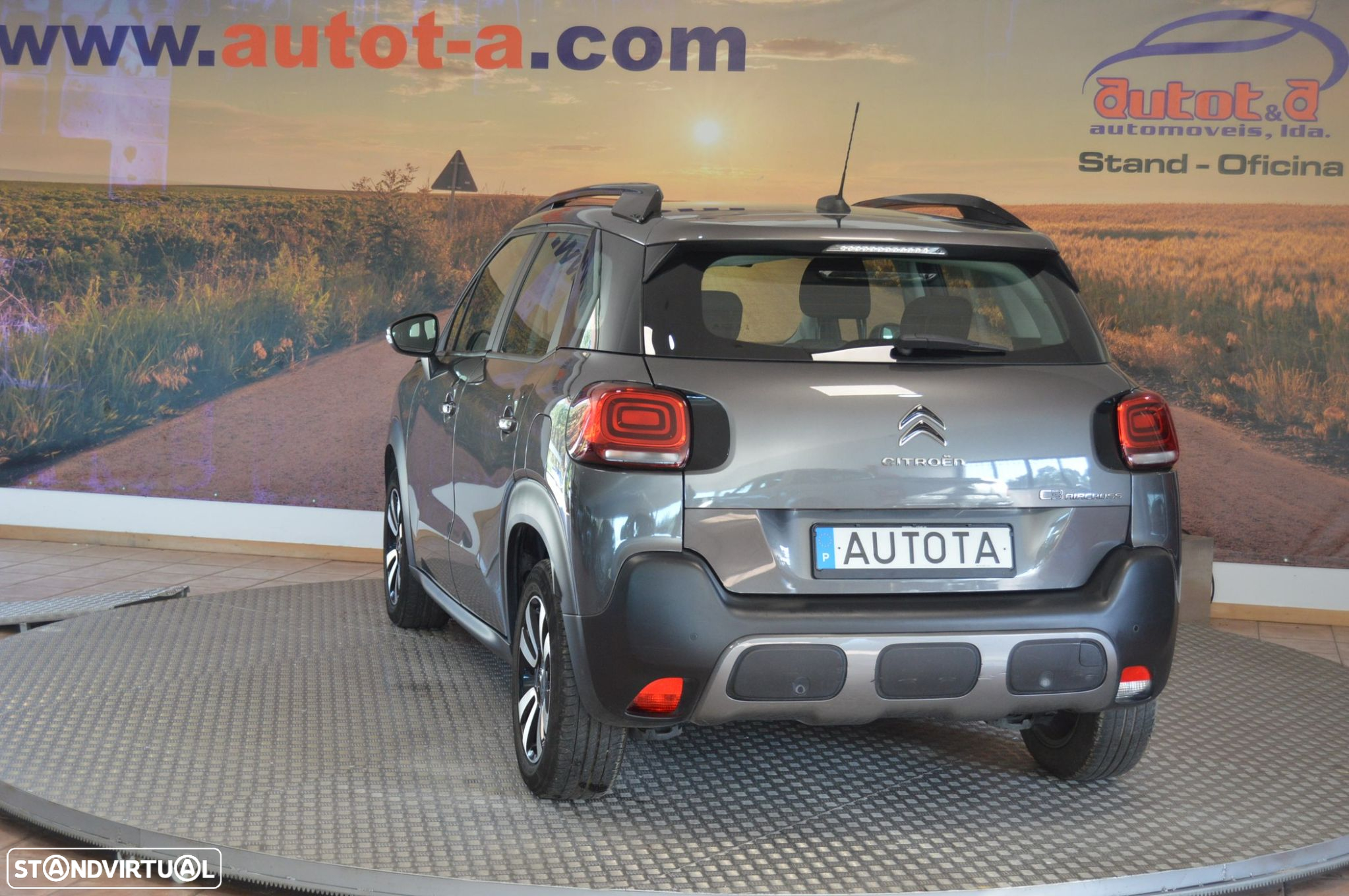 Citroën C3 Aircross 1.5 BlueHDi Shine EAT6 S&S - 4
