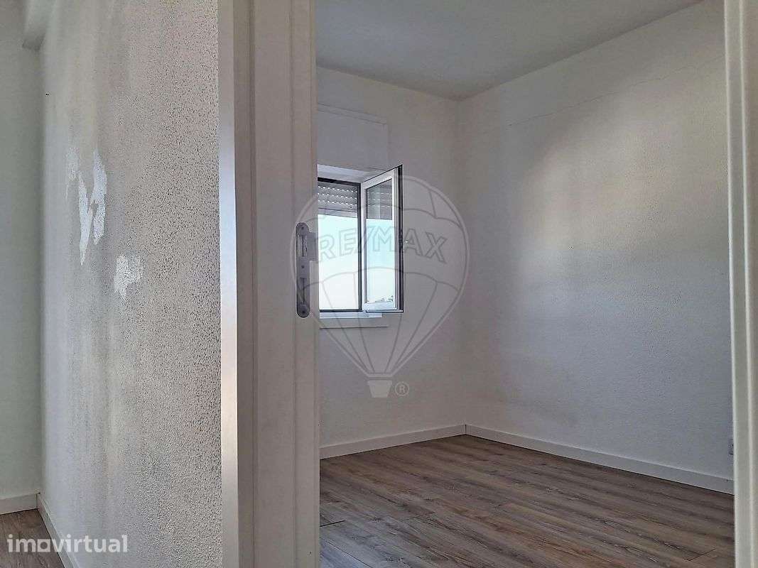 Apartamento T2 para arrendamento - Grande imagem: 4/13