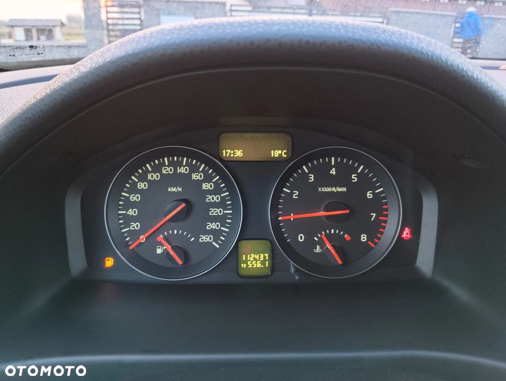 Volvo S40 2.0 - 8