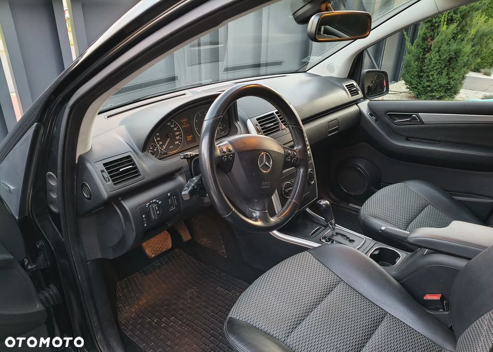 Mercedes-Benz Klasa A 200 Autotronic Avantgarde - 6