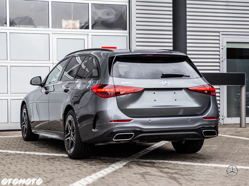 Mercedes-Benz Klasa C 300 e PHEV AMG - 5