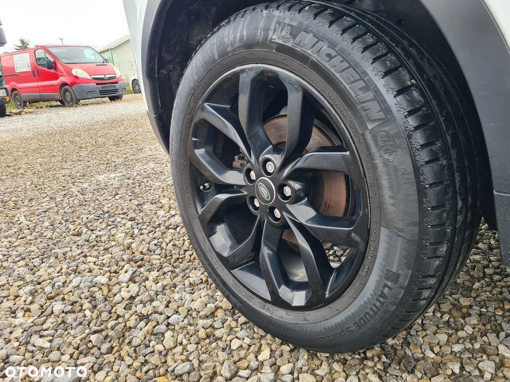 Land Rover Discovery 2.0 TD4 HSE - 37