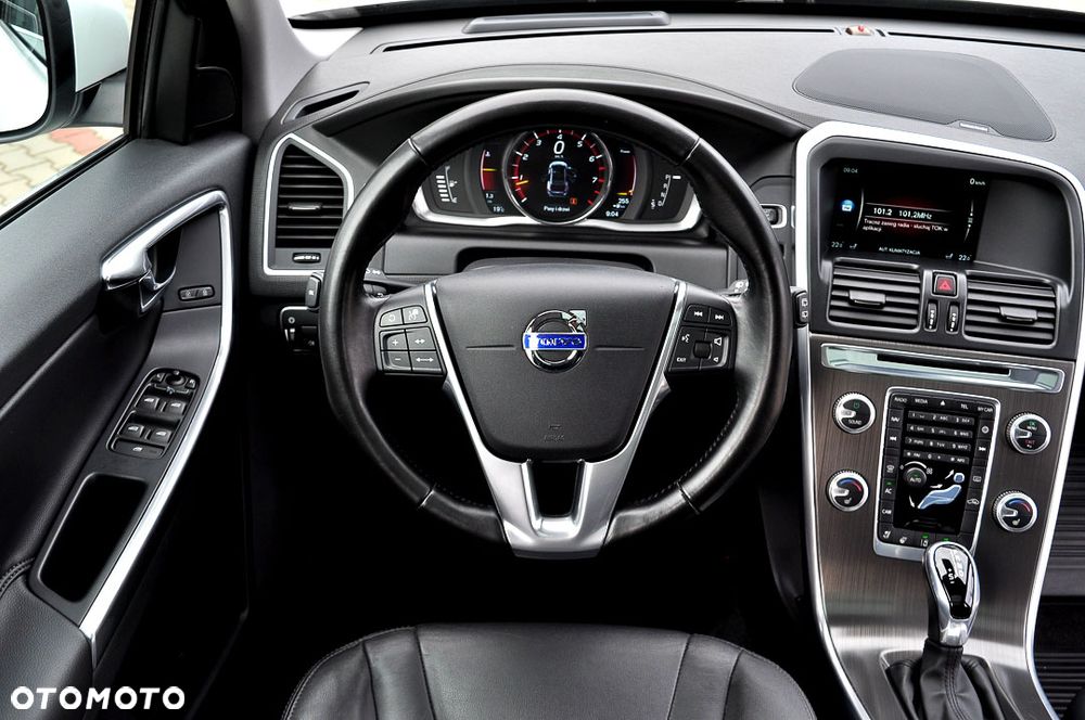 Volvo XC 60 T5 AWD Inscription - 18
