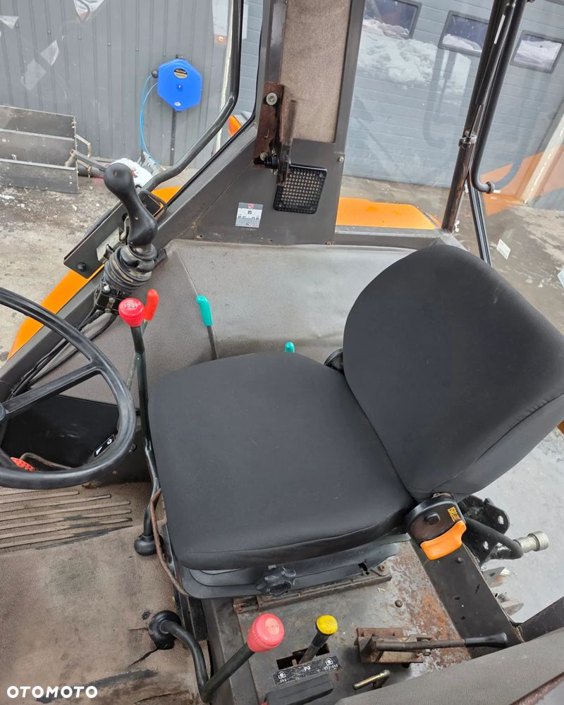 Renault Ceres 335 - 7