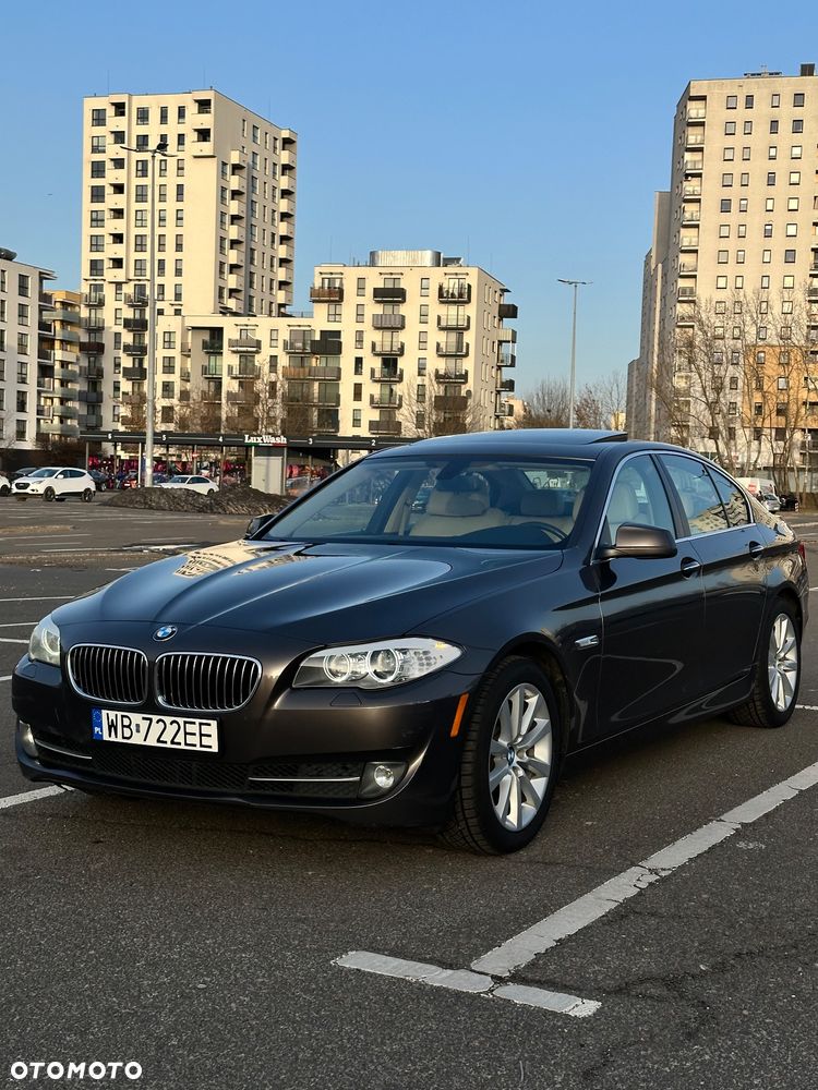 BMW Seria 5 528i xDrive Sport-Aut - 8